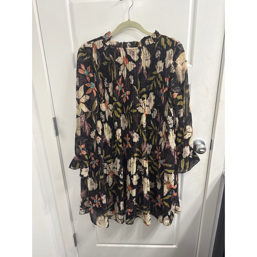 Bohme Floral Pleated Mini Dress Womens Small Black‎ Long Sleeve Ruffle Neck Boho